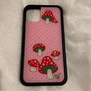 Wildflower iPhone 11 shroom case